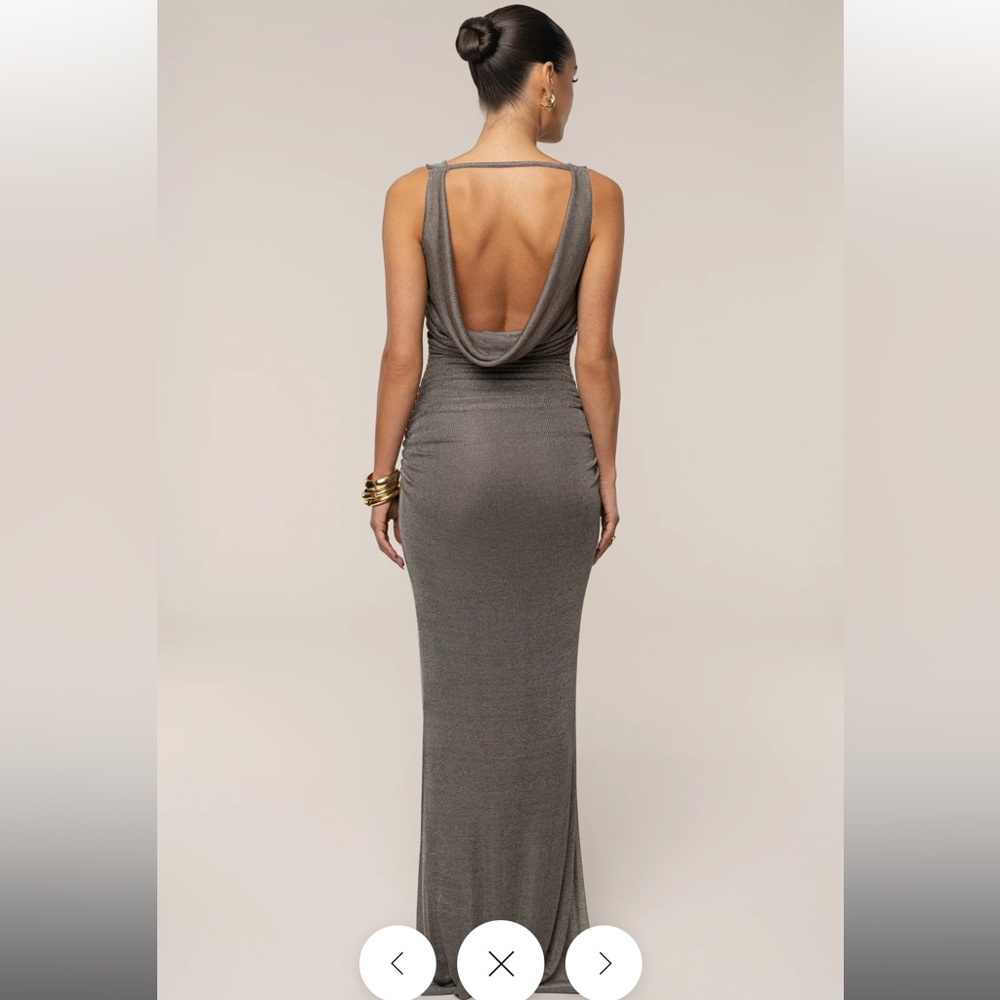 JLUXLABEL- SILVER CHARMED METALLIC DRAPE - Picture 2 of 7